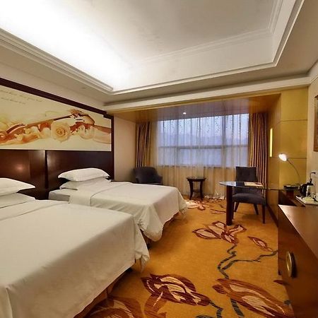 Vienna International Hotel Zhangjiajie Tianmen Mountain Экстерьер фото